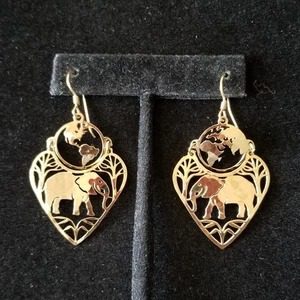 Wild Bryde Elephant Earrings, Pendant Map-Based, Full Body, Landscape - Unofficial Africa Collector's Guide